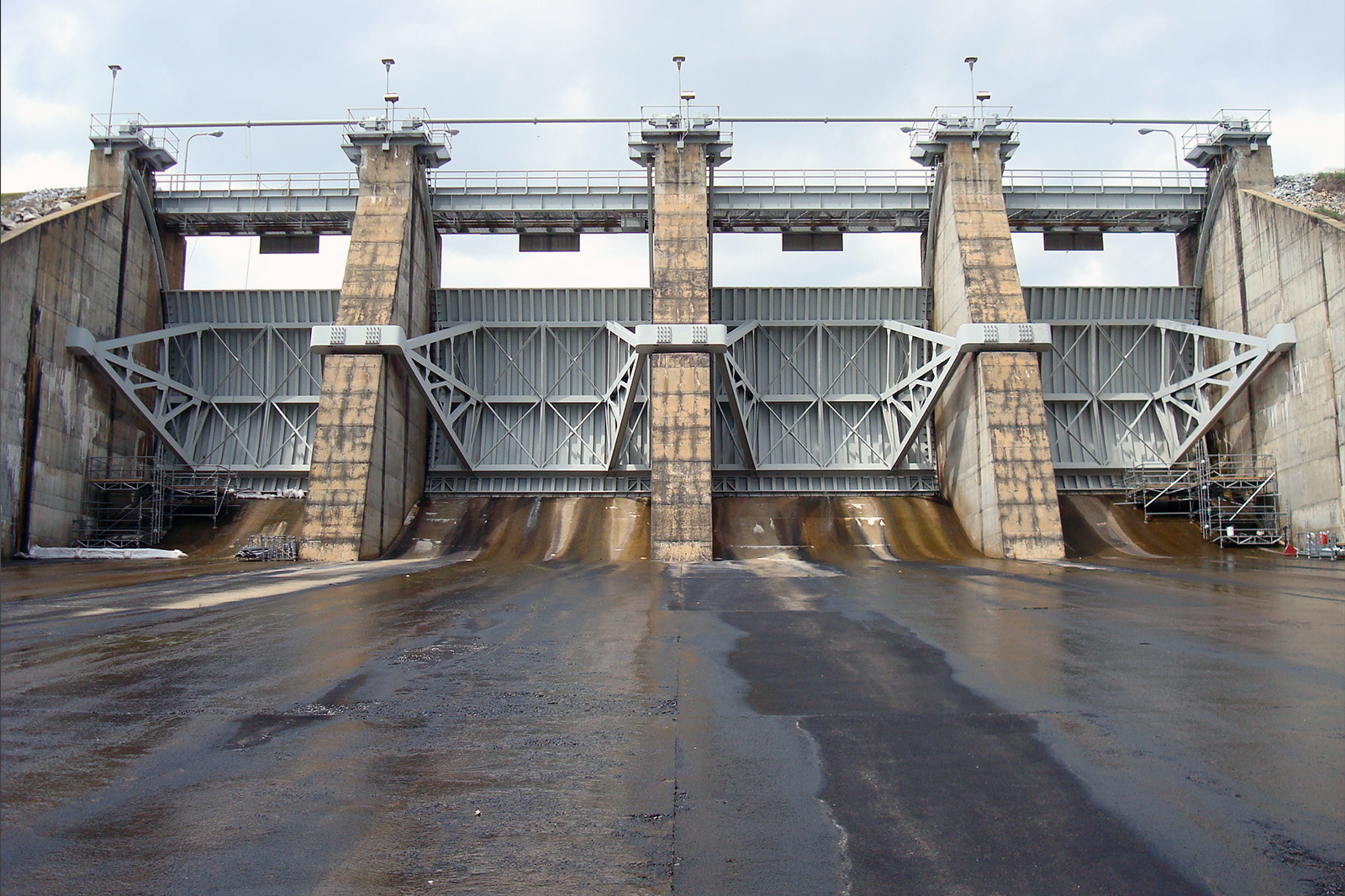 Keowee Dam